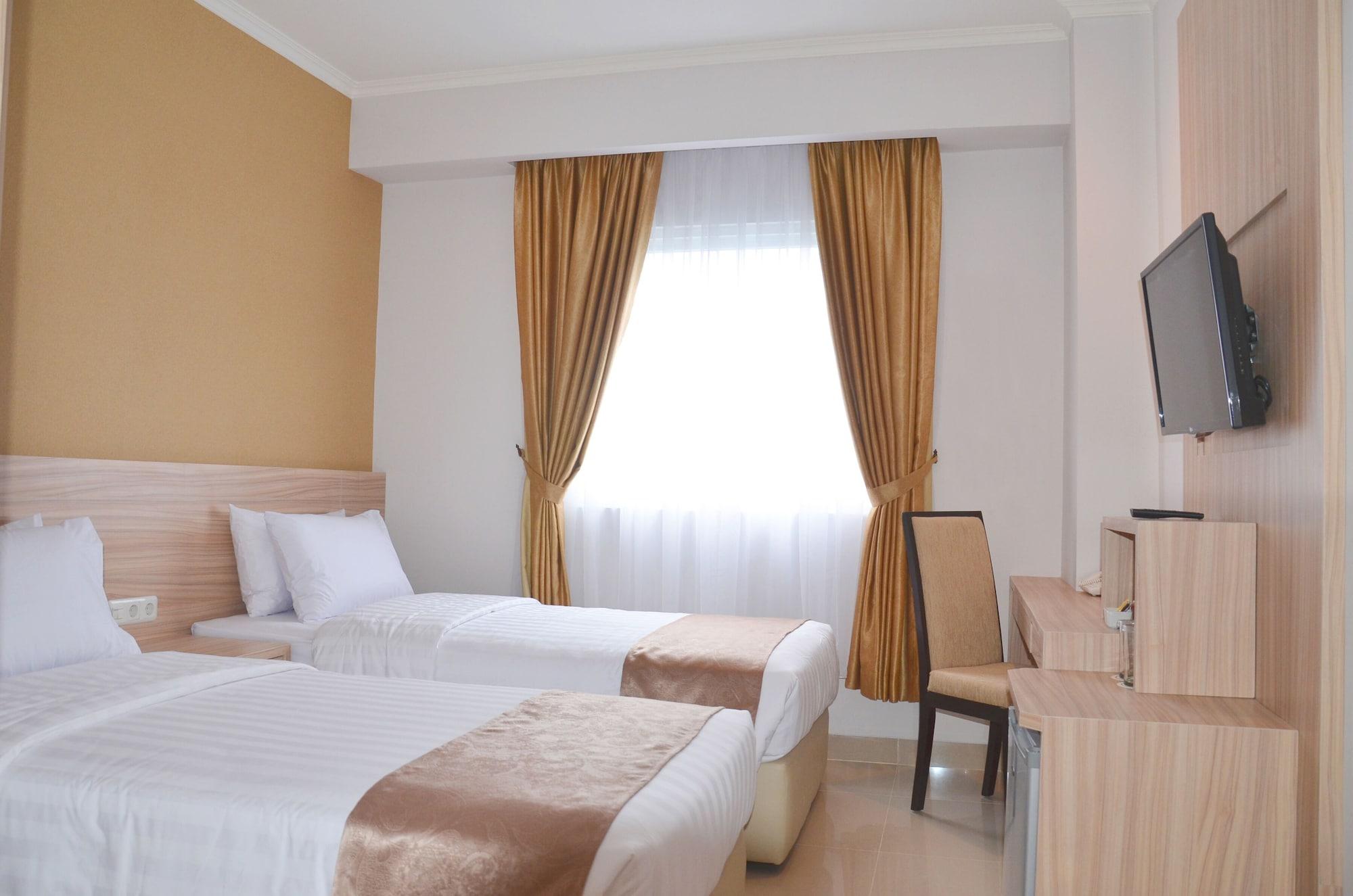 Lorin Syariah Solo Hotel Екстер'єр фото