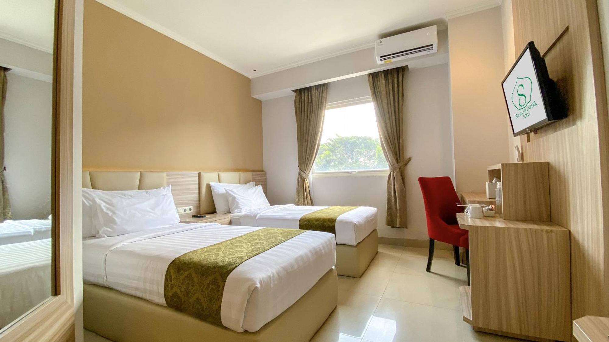 Lorin Syariah Solo Hotel Екстер'єр фото