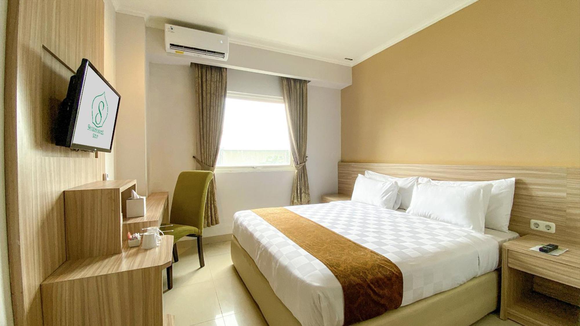Lorin Syariah Solo Hotel Екстер'єр фото