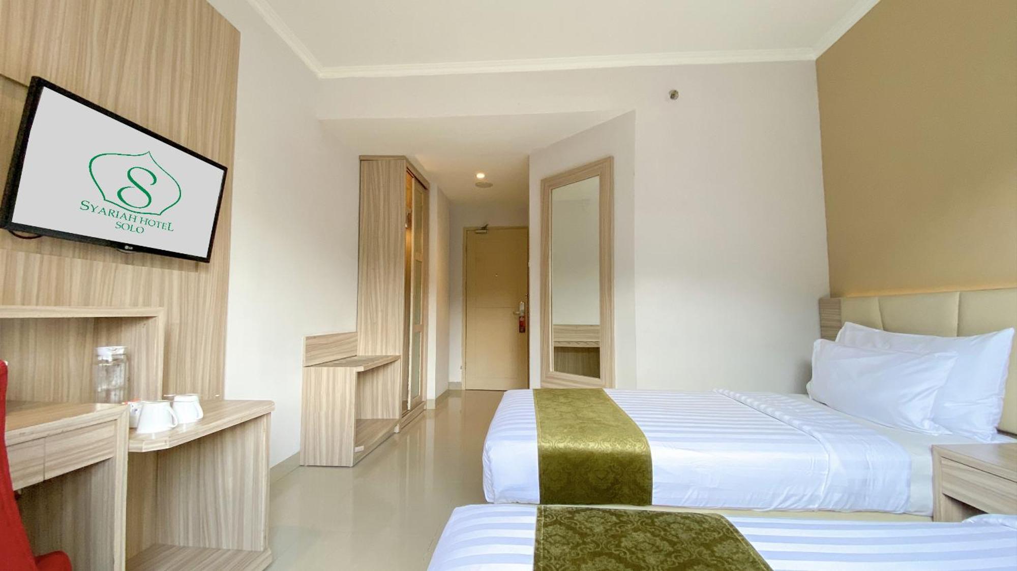 Lorin Syariah Solo Hotel Екстер'єр фото