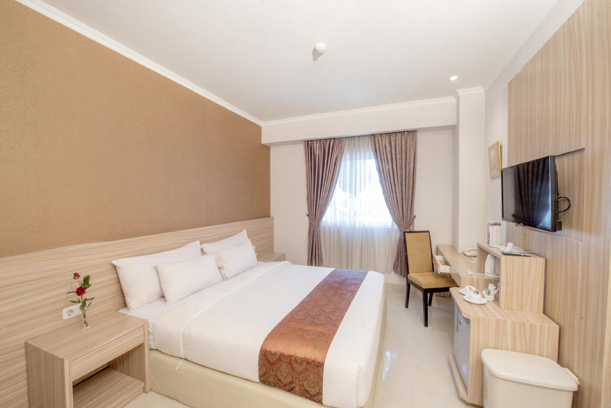 Lorin Syariah Solo Hotel Екстер'єр фото