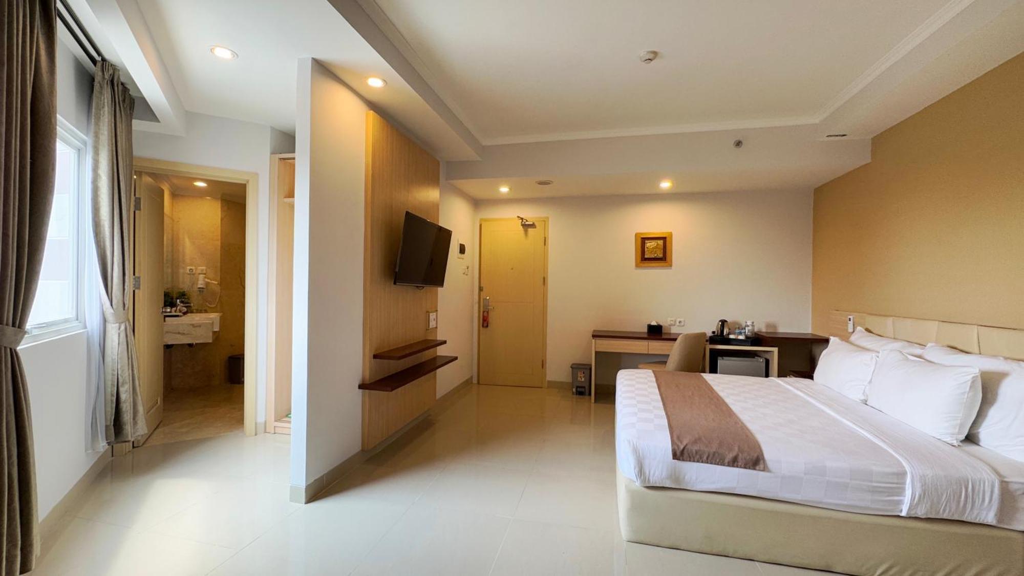 Lorin Syariah Solo Hotel Екстер'єр фото
