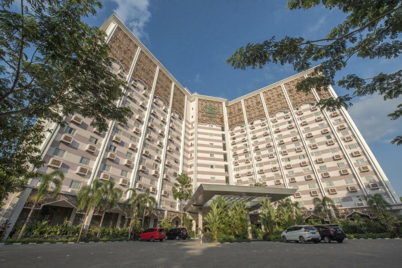 Lorin Syariah Solo Hotel Екстер'єр фото